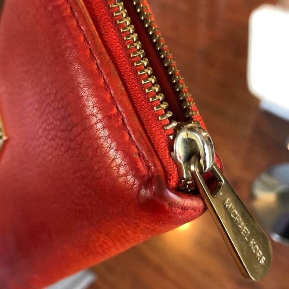 Michael Kors Red leather zip around wallet - Picture 7 of 7